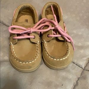 Toddler sperrys